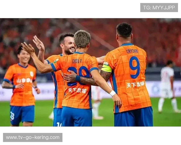 山东泰山主场迎战长春亚泰巅峰对决揭幕中超新一轮焦点之战