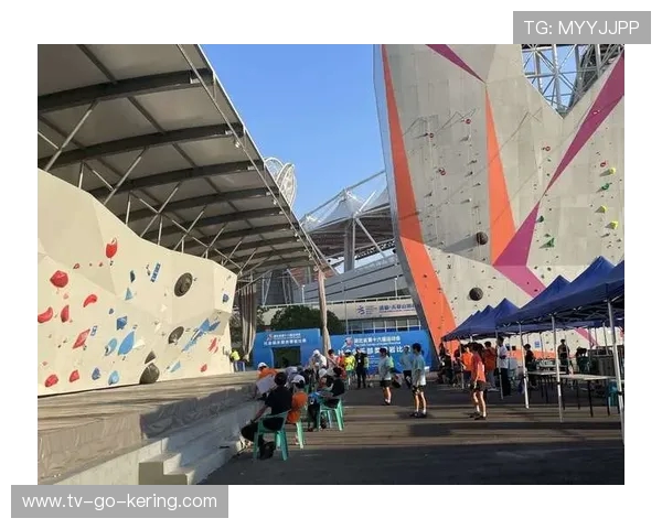 武汉攀岩队在全国攀岩配合排行榜中荣获第九名的佳绩引发关注